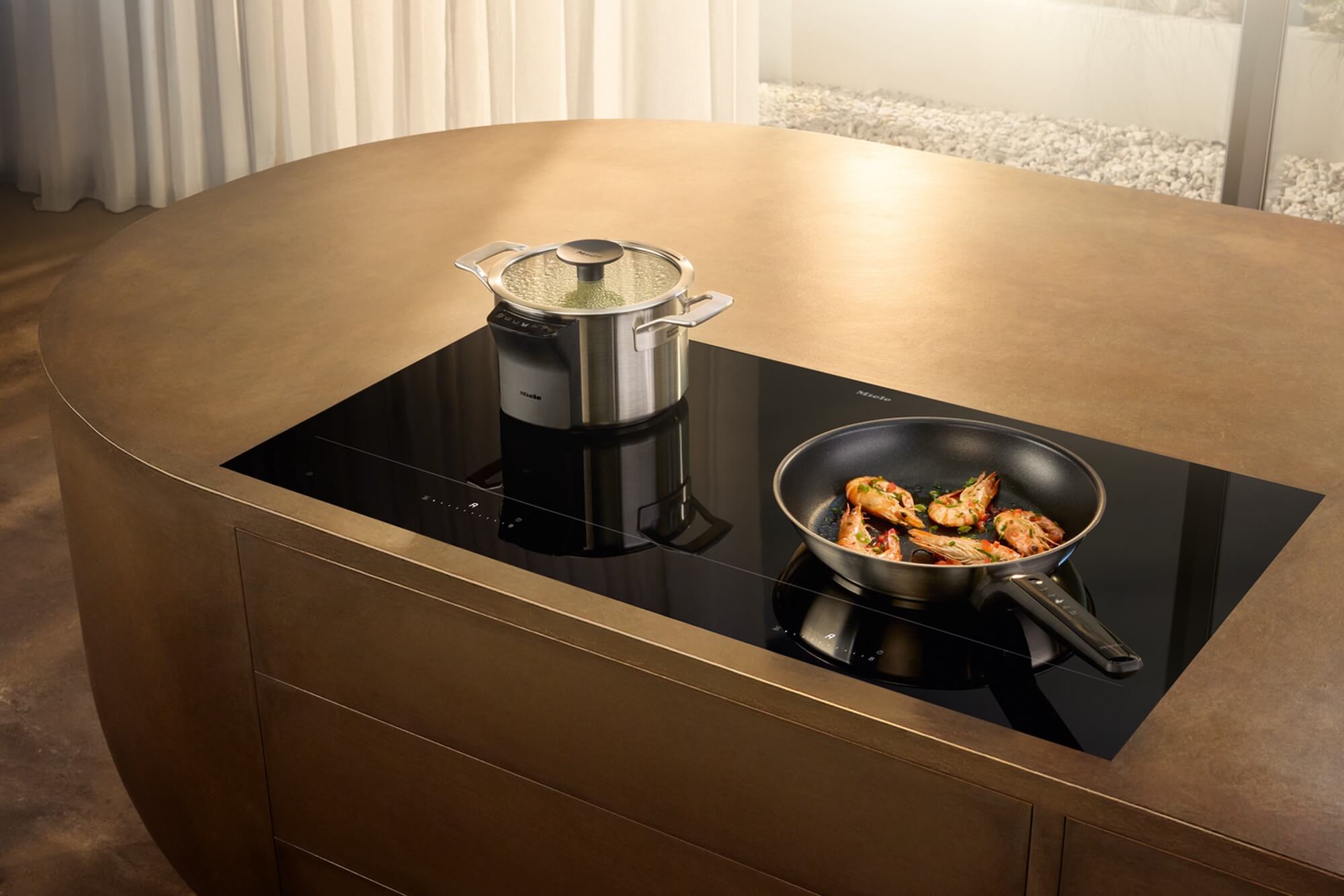 Miele-KM-8000-Induktionskochfeld