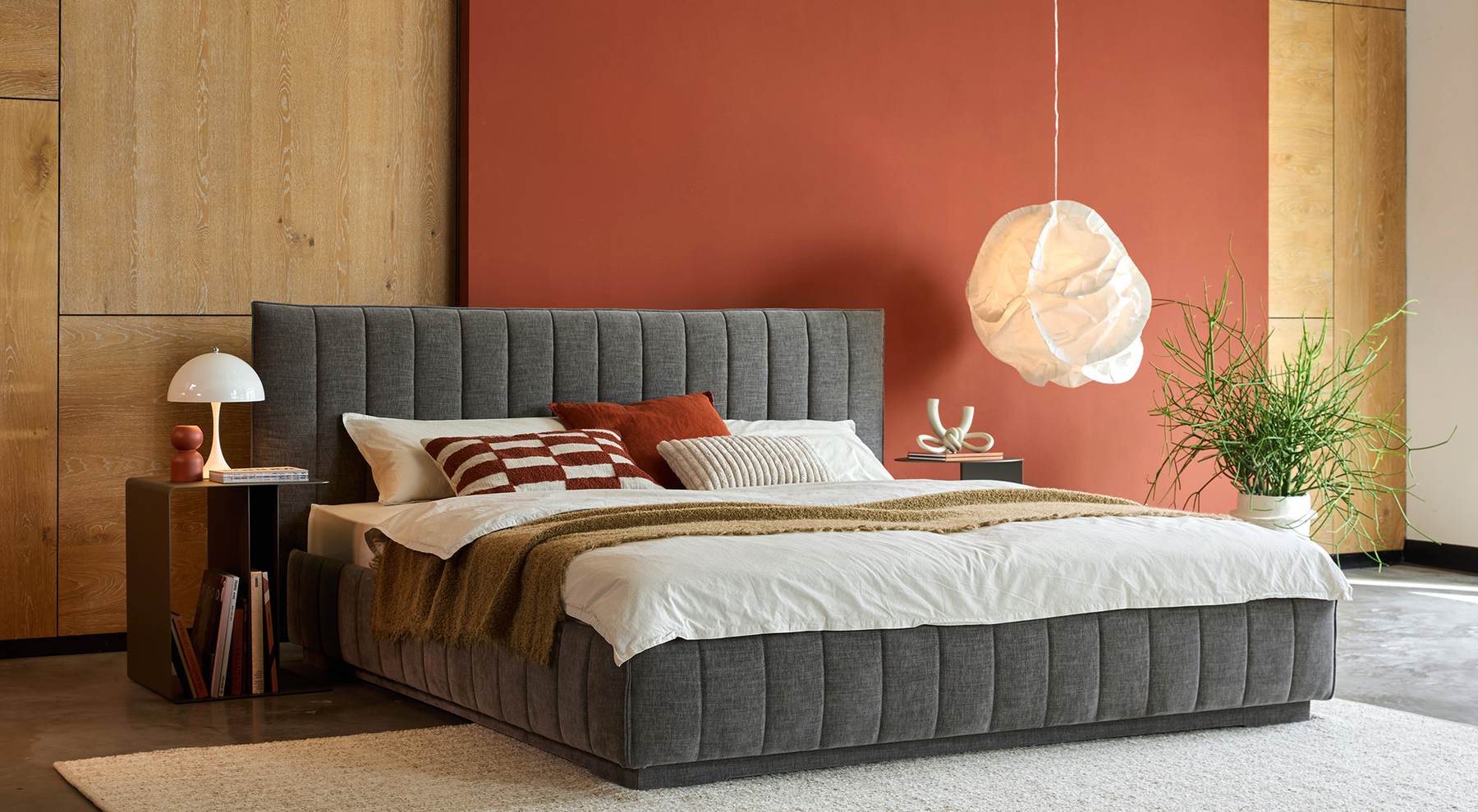 Möller Design Bett MD13 SLIM QUILT mit senkrecht gestepptem Kopfteil